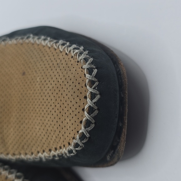 Mezlan Men's Two Toned Venuti Loafers - Picture 16 of 16